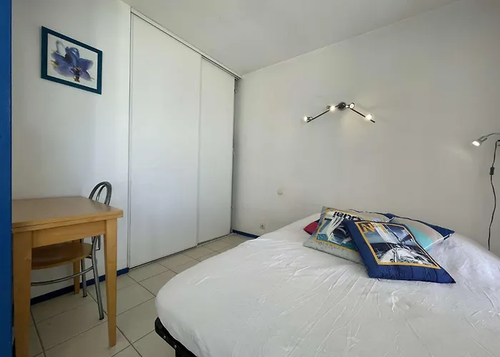 Apartment Appt 1 Piece - - Cl090-002 *